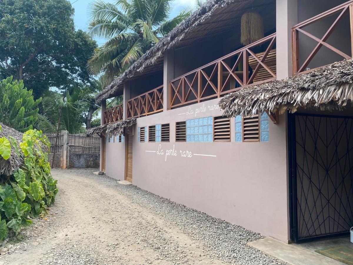 Hotel La perle rare de Nosy be Ambatoloaka  Exterior foto