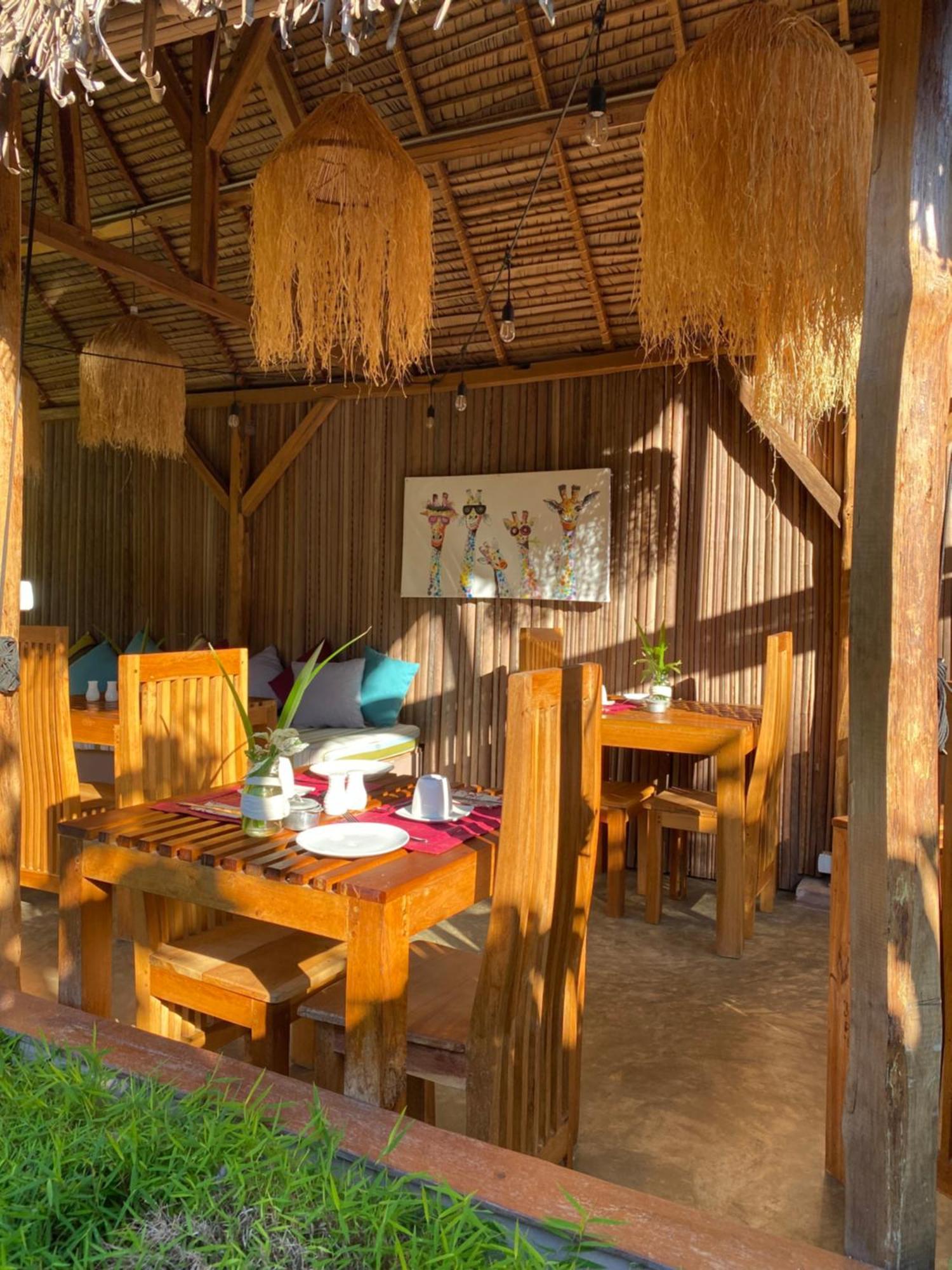 Hotel La perle rare de Nosy be Ambatoloaka  Exterior foto