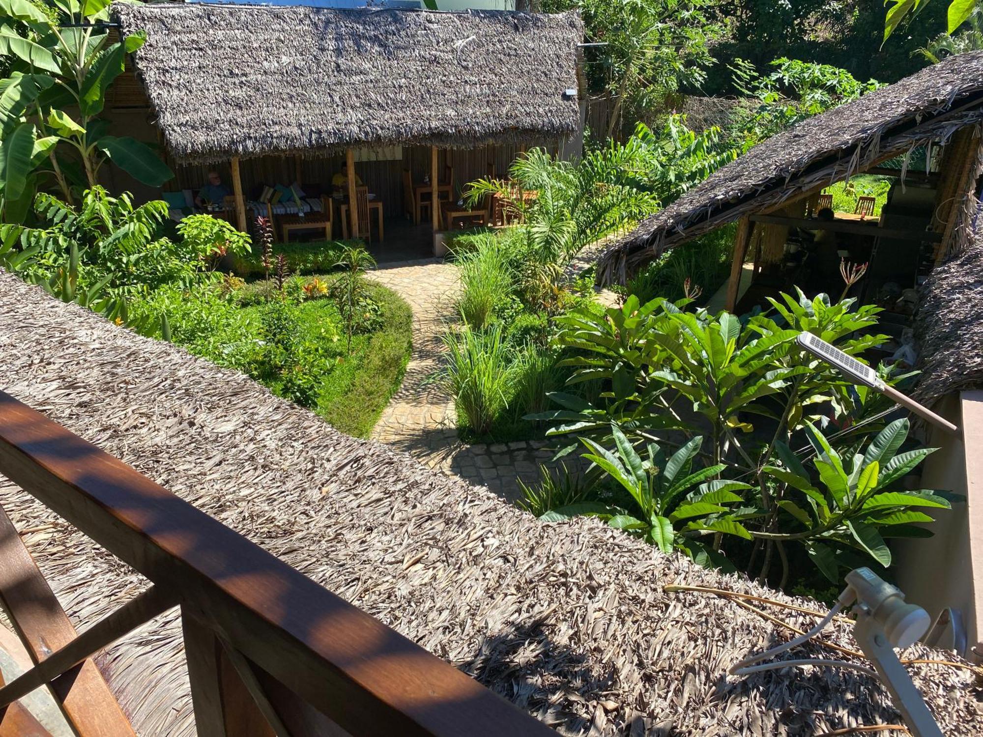 Hotel La perle rare de Nosy be Ambatoloaka  Exterior foto